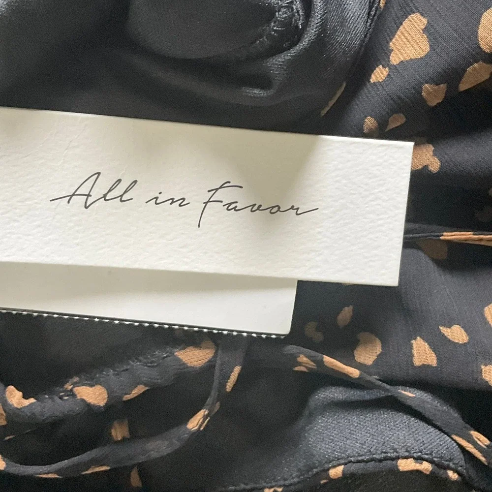 All in Favor Dress Black Tan‎ Patterned Babydoll Cinched Open Back Sz M Party